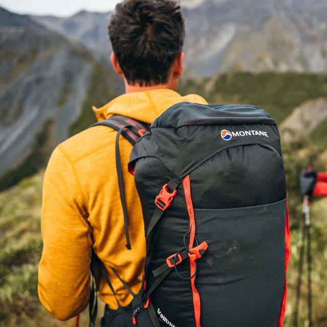 Montane Trailblazer 30 liters lättviktig dagsryggsäck i svart för vandring